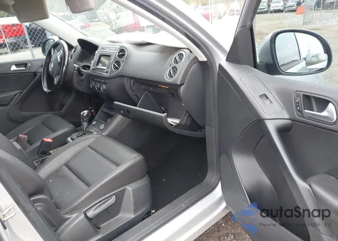 2016 Volkswagen Tiguan S из США, поврежденный, VIN WVGAV7AXXGW606712